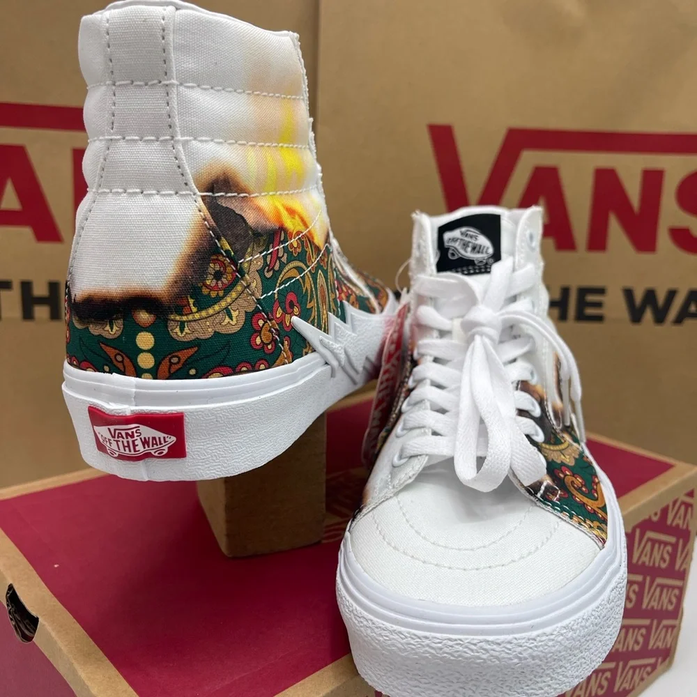 Vans Men’s Sk8-Hi Bolt (Big Reveal) True White/P Sneakers 
VN0A5JIVAZQ - Picture 7 of 16